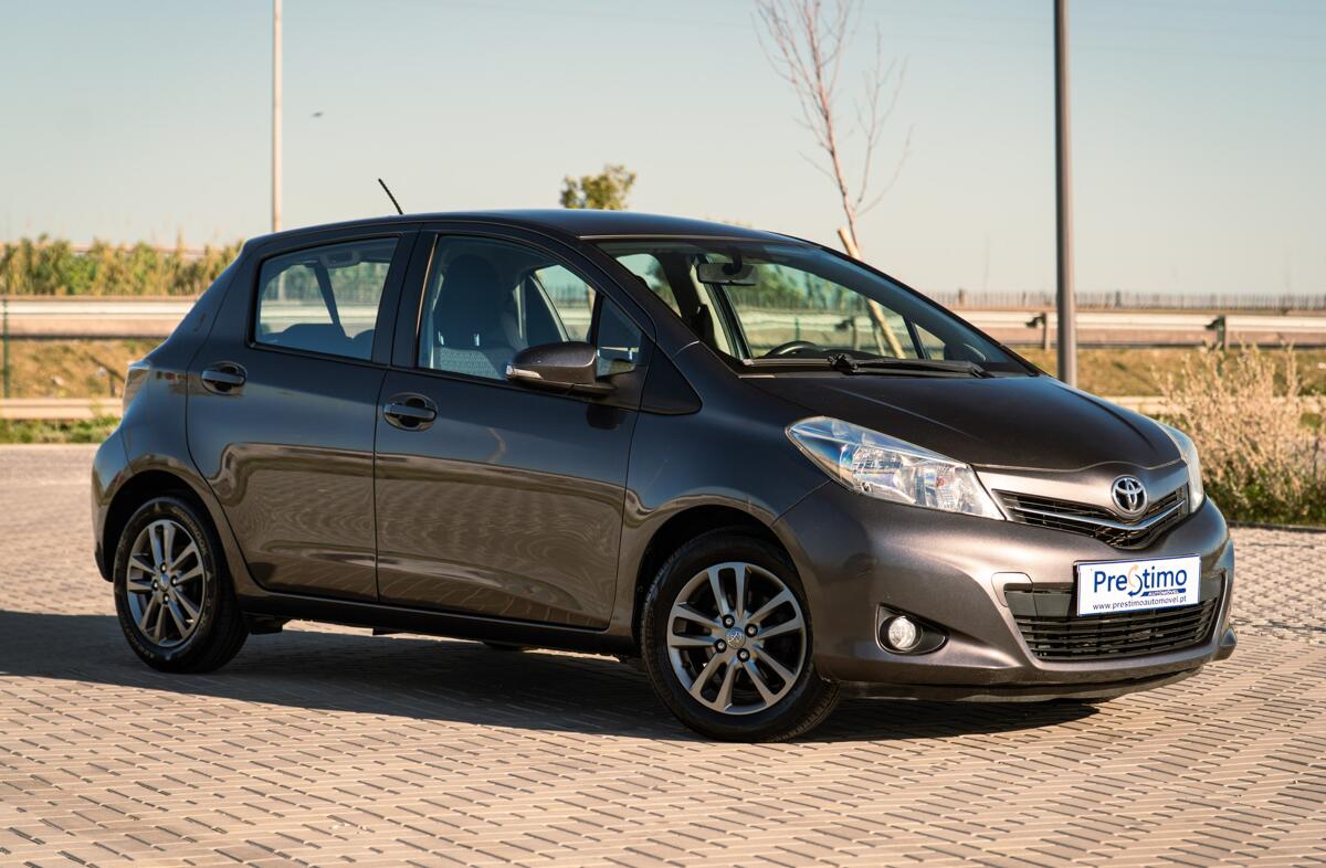 TOYOTA Yaris 1.33 VVT-i Comfort+P.Style