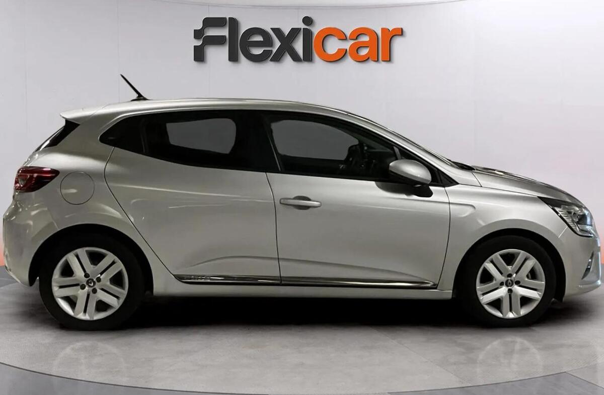 RENAULT Clio 1.6 E-Tech Intens