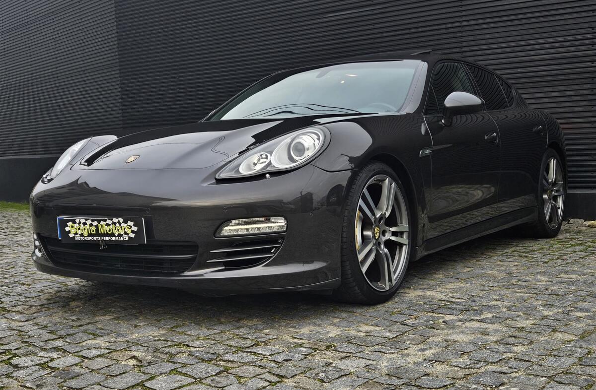 PORSCHE Panamera Panamera