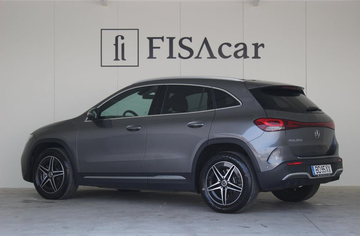 MERCEDES EQA 250+ AMG Line