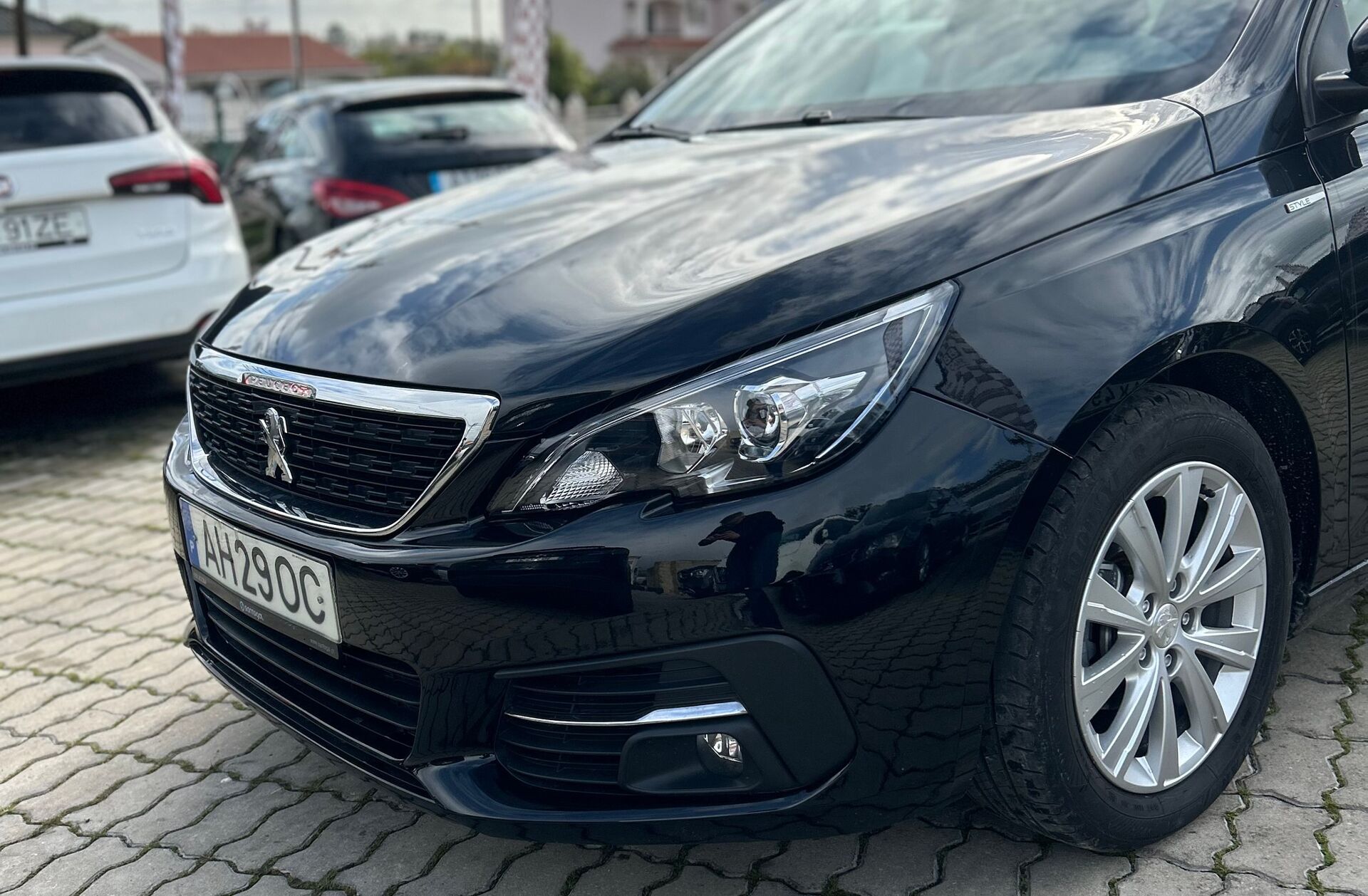 PEUGEOT 308 1.5 BlueHDi Allure