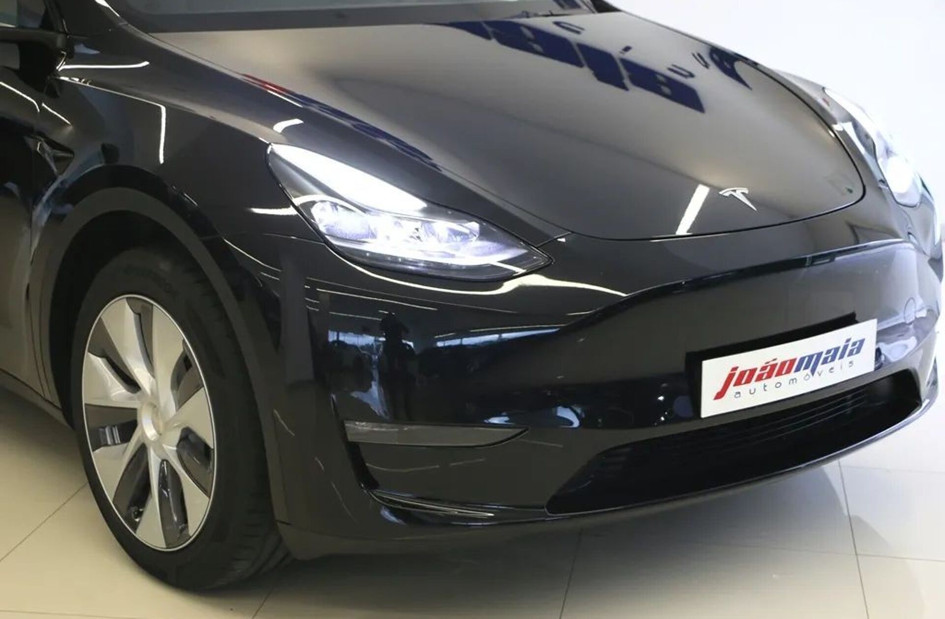 TESLA Model Y Tração Traseira