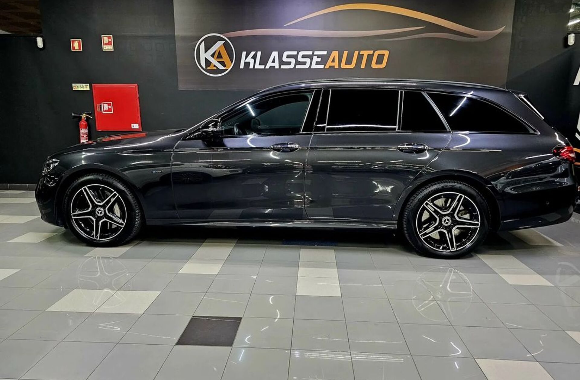 MERCEDES Classe E E 300 de AMG Line