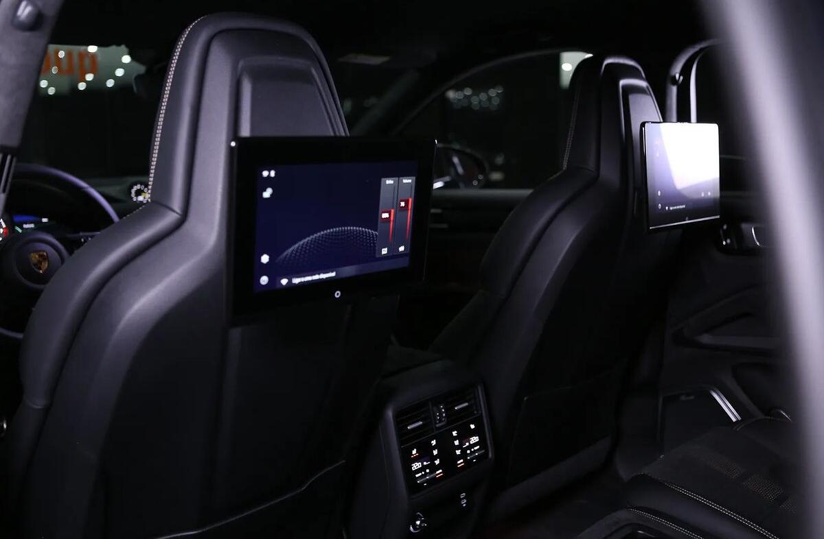 PORSCHE Cayenne Turbo GT