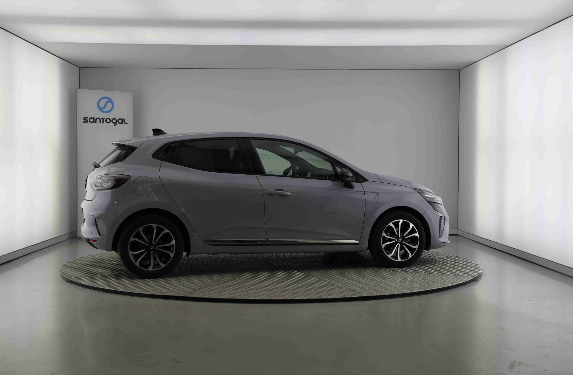 RENAULT Clio 1.0 TCe Techno Bi-Fuel