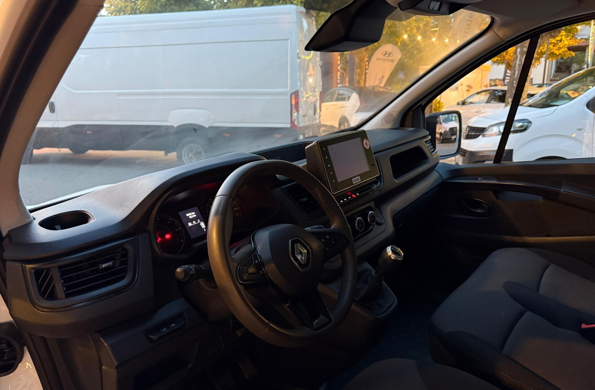 RENAULT Trafic 2.0 Blue dCi L1H1