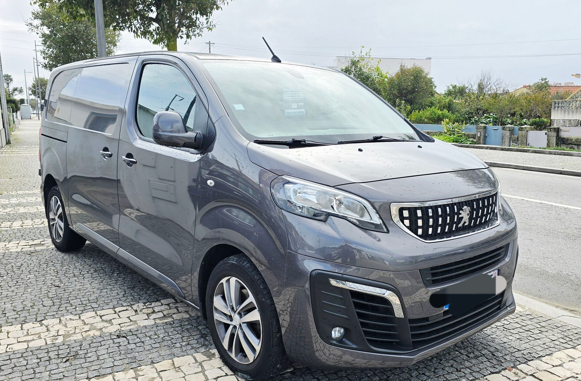 PEUGEOT Expert 2.0 BlueHDi L2H1 Premium Standard