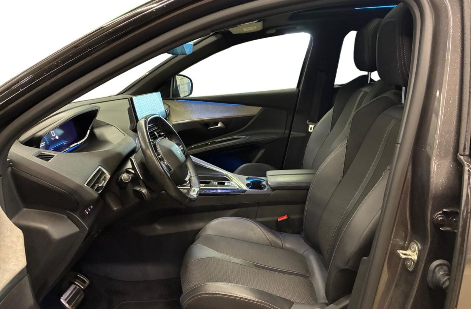 PEUGEOT 5008 1.5 BlueHDi GT EAT8