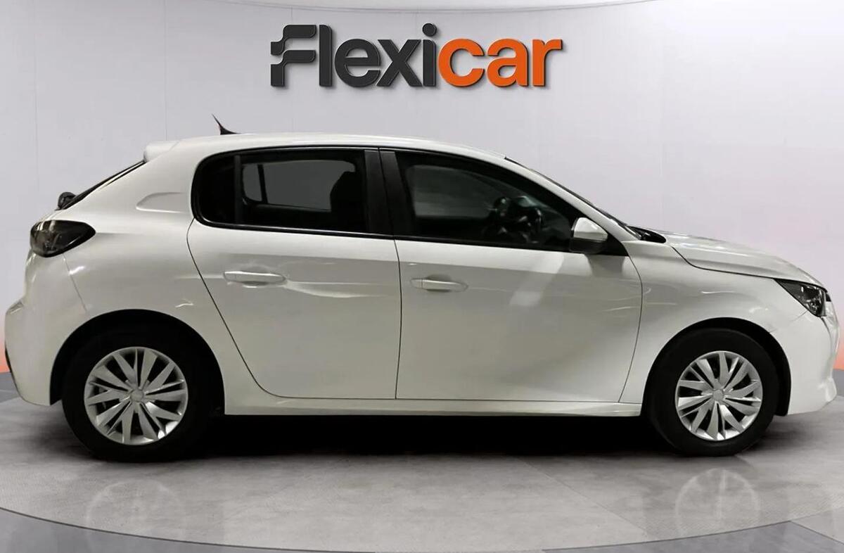 PEUGEOT 208 1.2 PureTech Allure