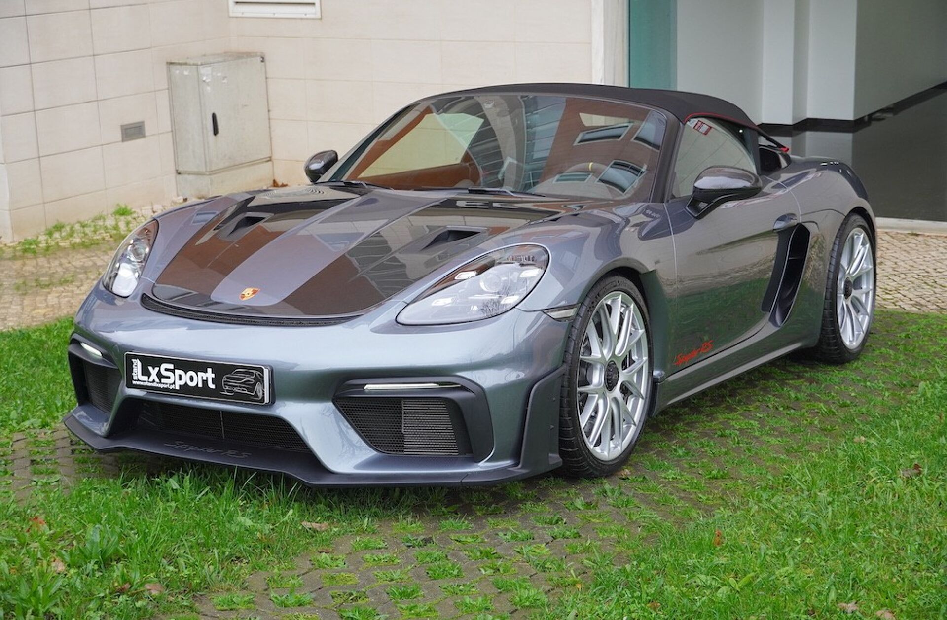 PORSCHE 718 Spyder RS