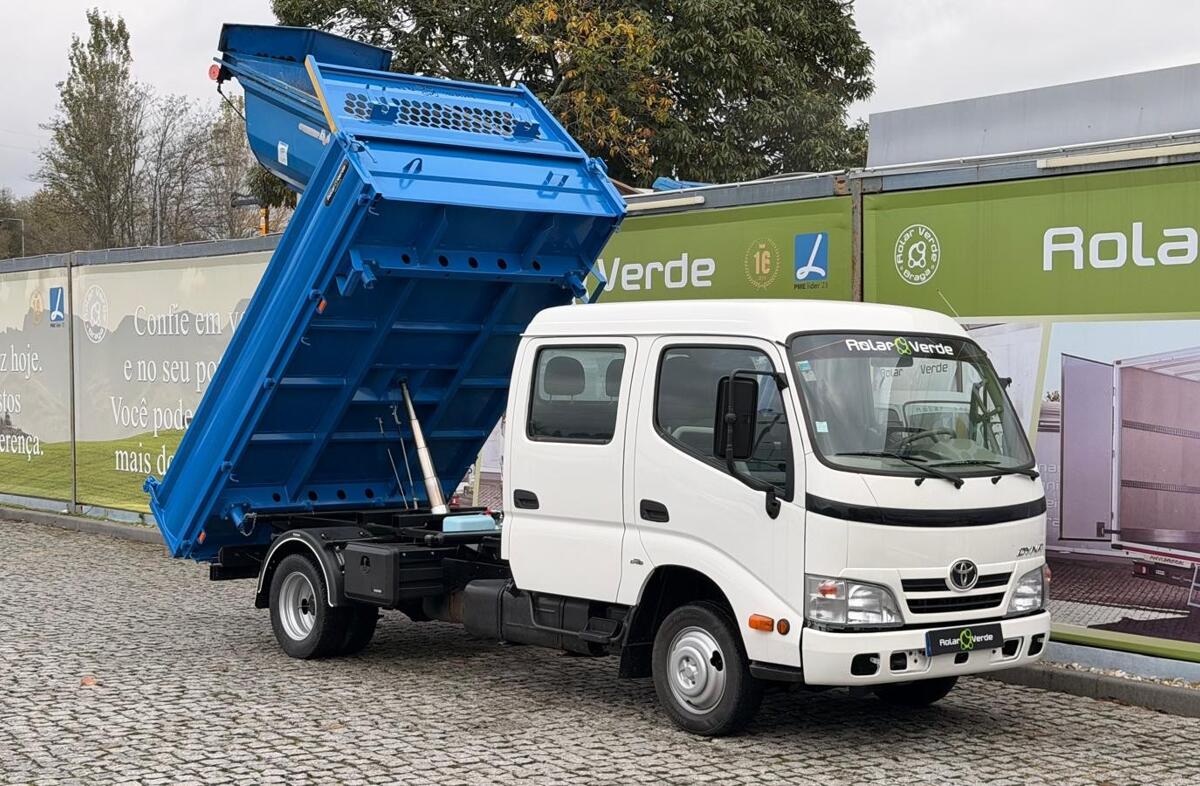 TOYOTA Dyna 3.0 D-4D M CS 35.25