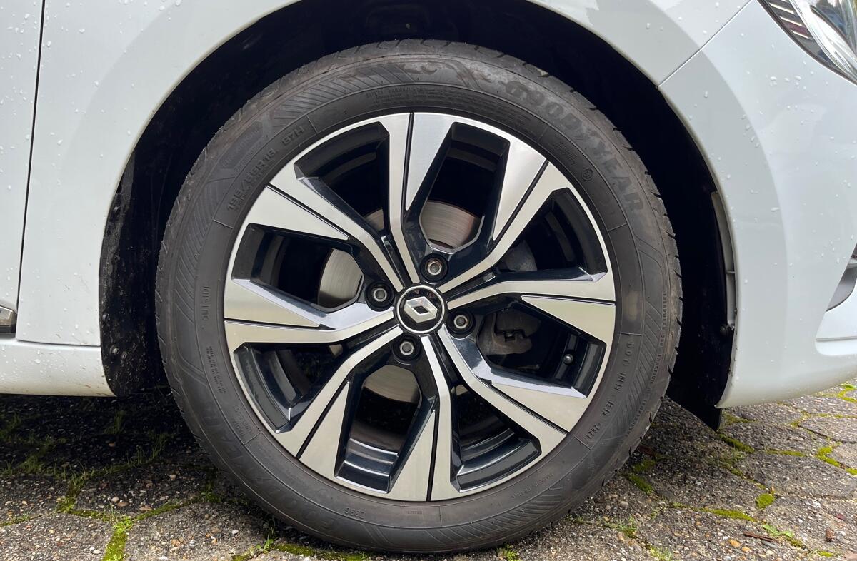 RENAULT Clio 1.0 TCe Limited