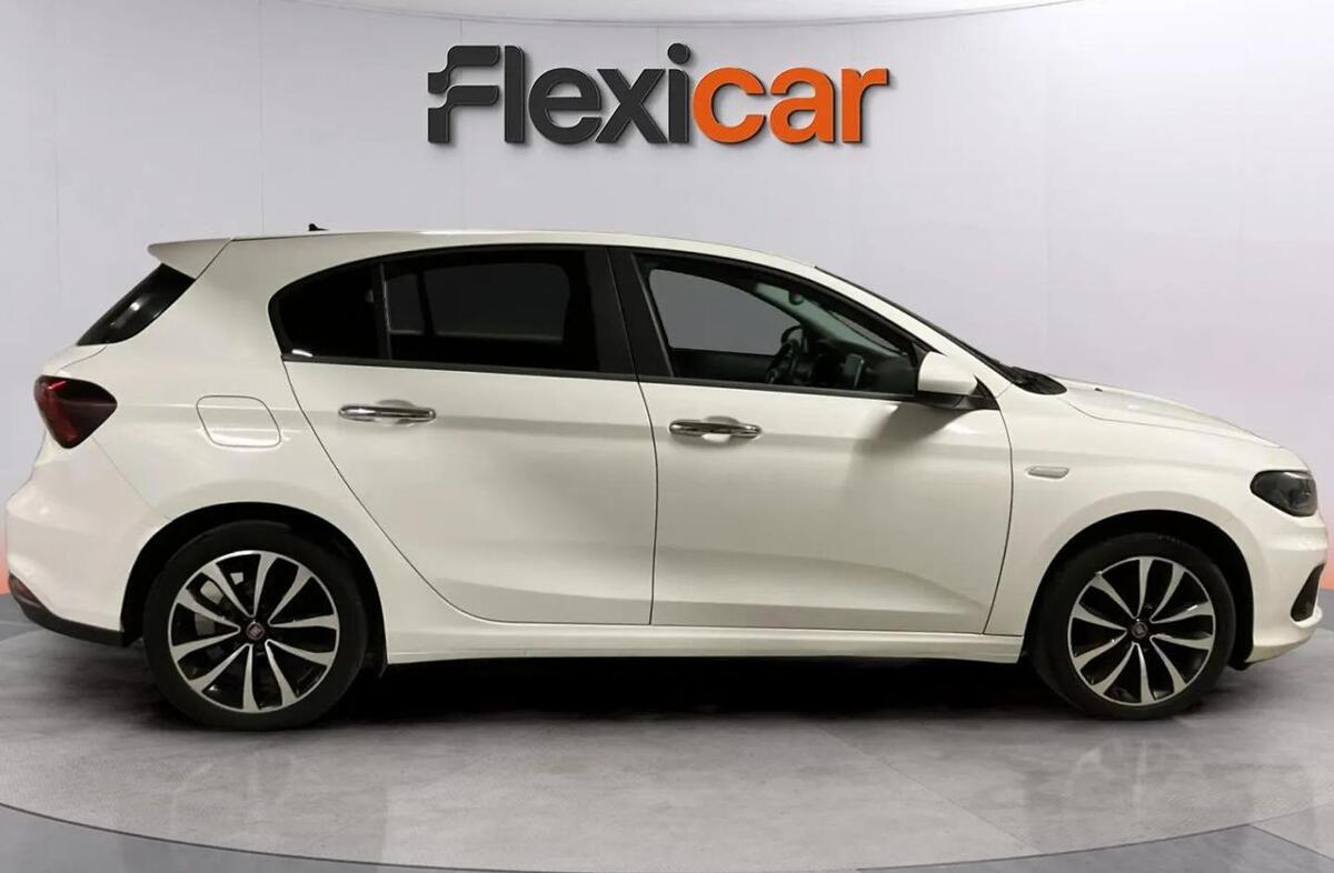 FIAT Tipo 1.3 M-Jet Lounge