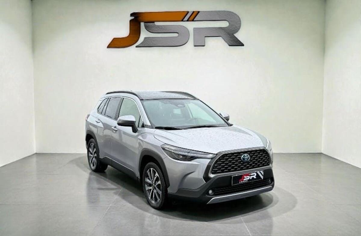 TOYOTA Corolla Cross 2.0 Hybrid Luxury