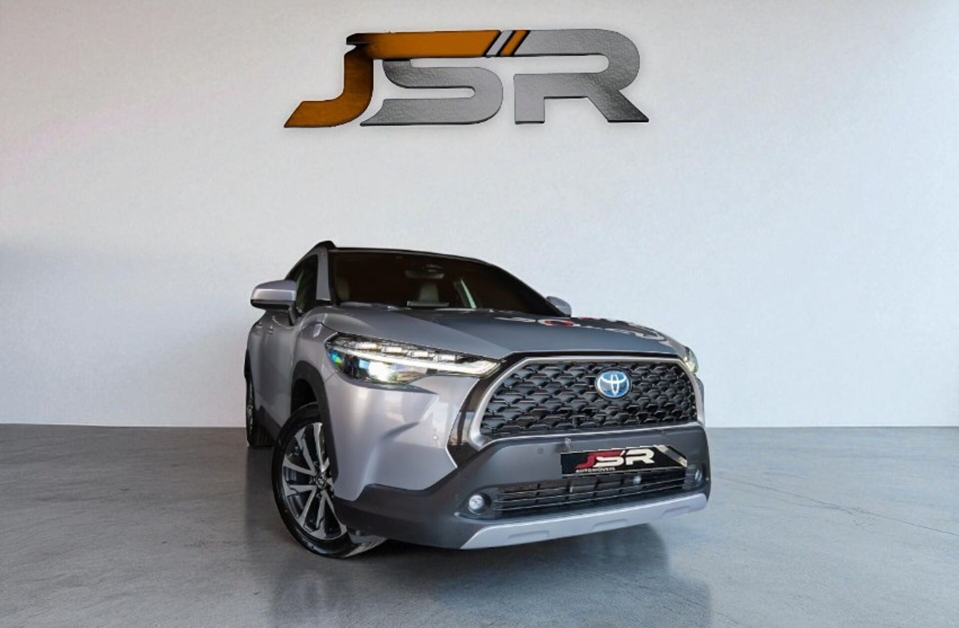 TOYOTA Corolla Cross 2.0 Hybrid Luxury