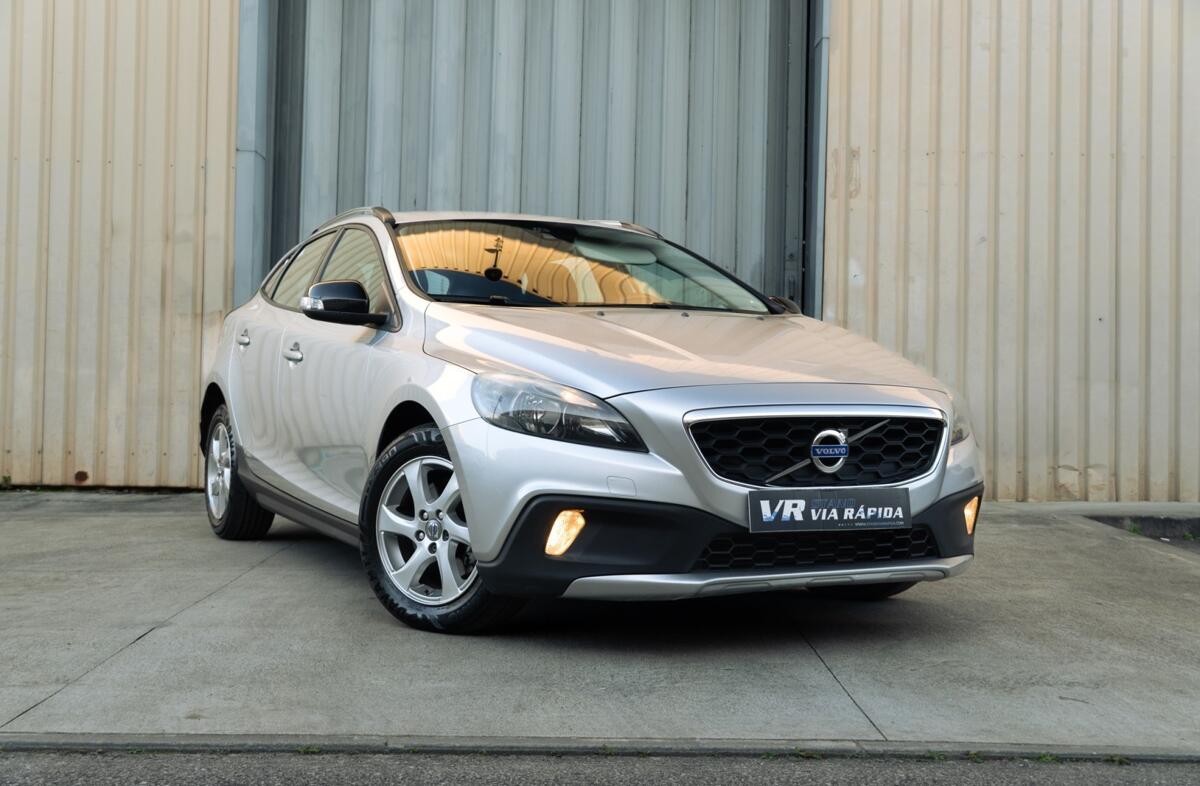 VOLVO V40 1.6 D2 Kinetic