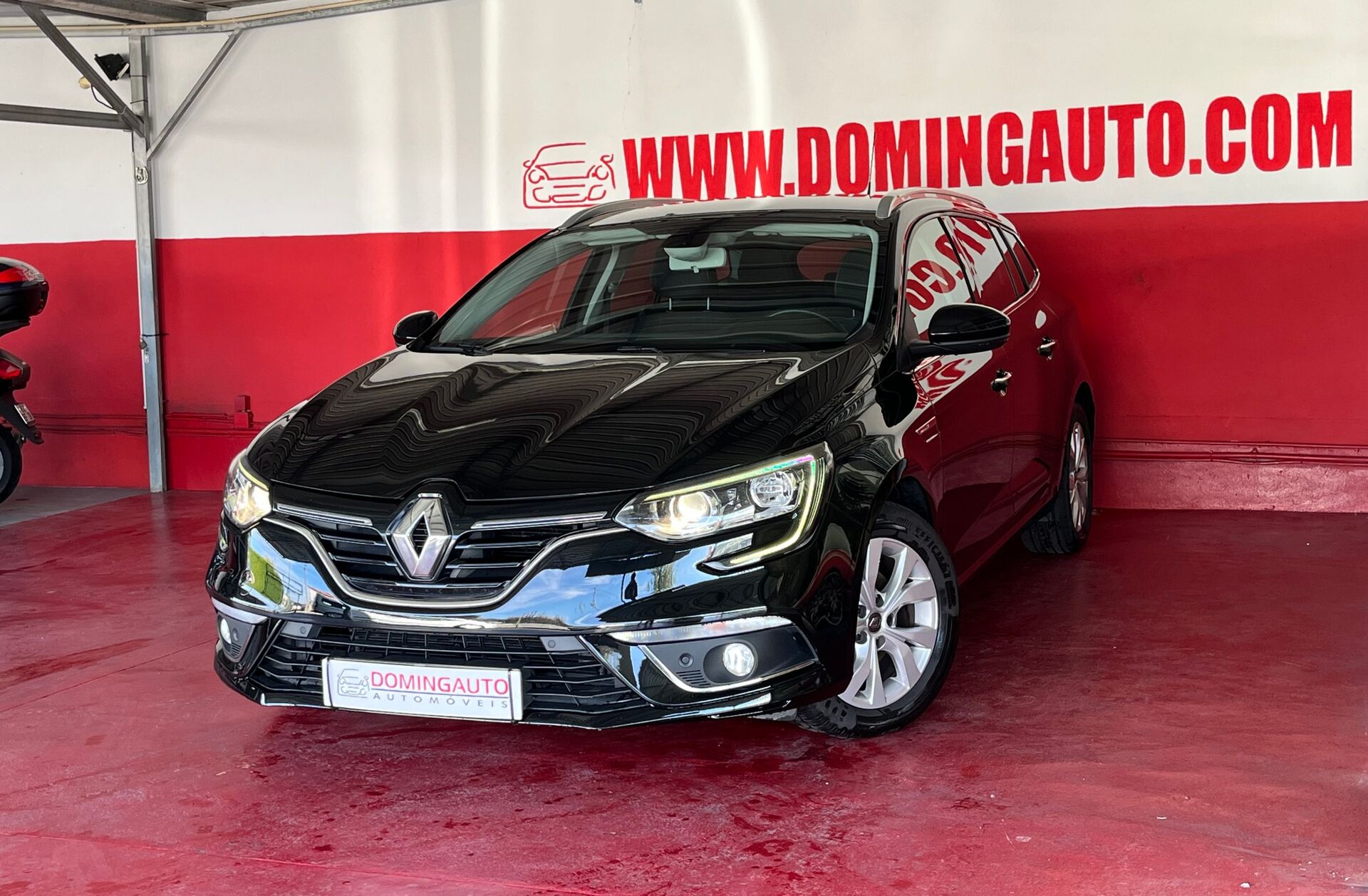 RENAULT Mégane 1.5 Blue dCi Limited C/PM+Pneu