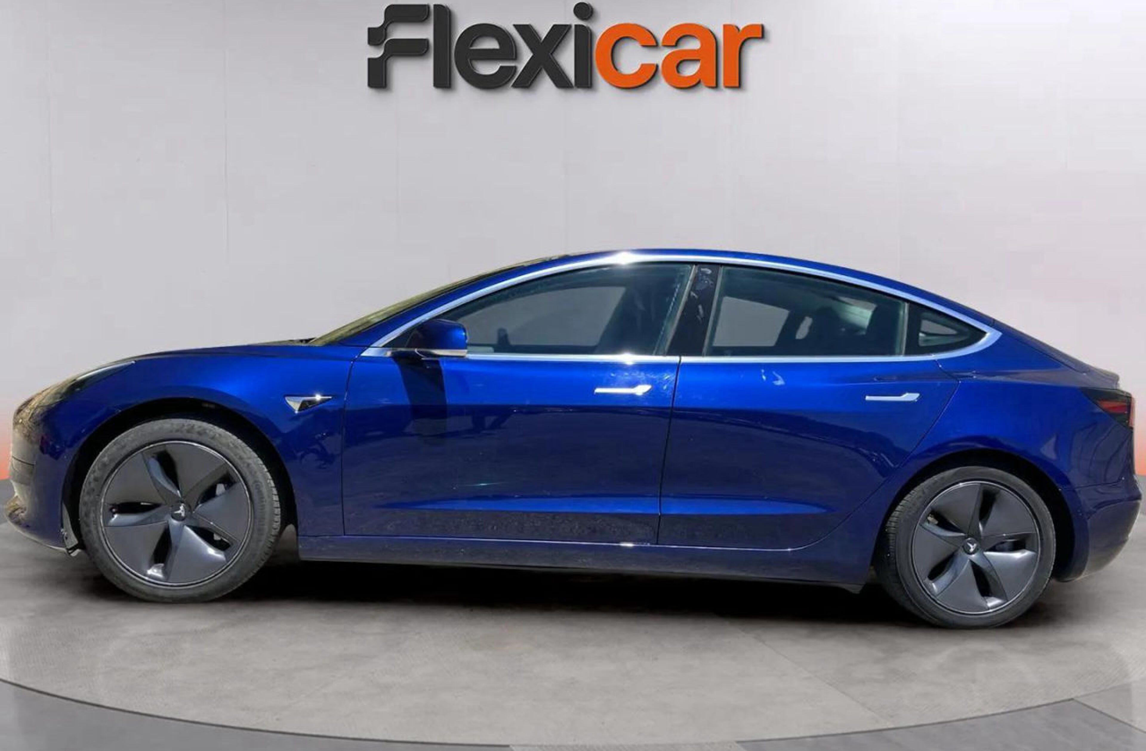 TESLA Model 3 Standard Range Plus RWD