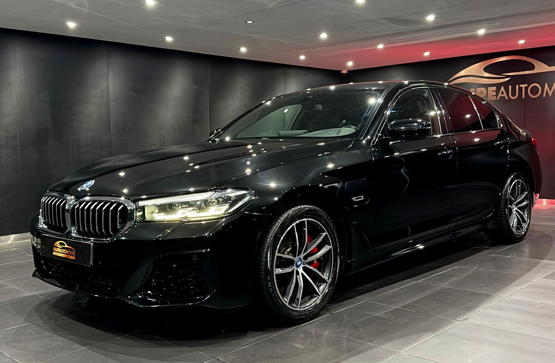 BMW Serie-5 530 e Pack Desportivo M