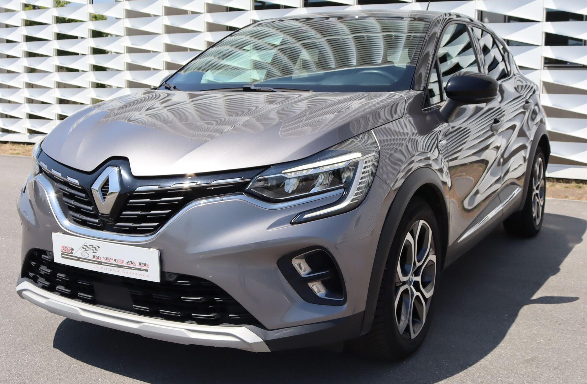 RENAULT Captur 1.6 E-Tech Plug-In Exclusive