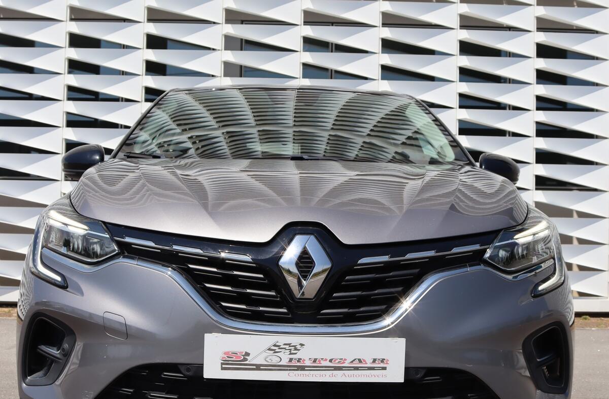 RENAULT Captur 1.6 E-Tech Plug-In Exclusive