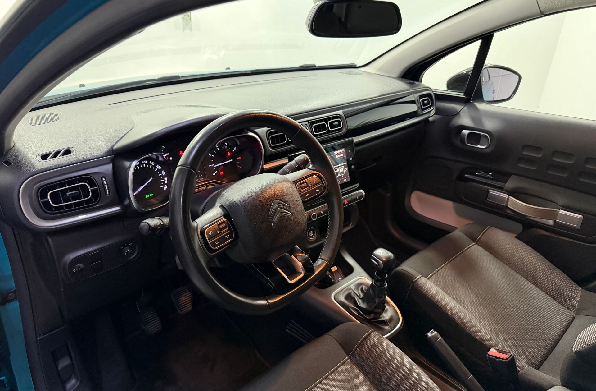 CITROEN C3 1.5 BlueHDi Shine Pack