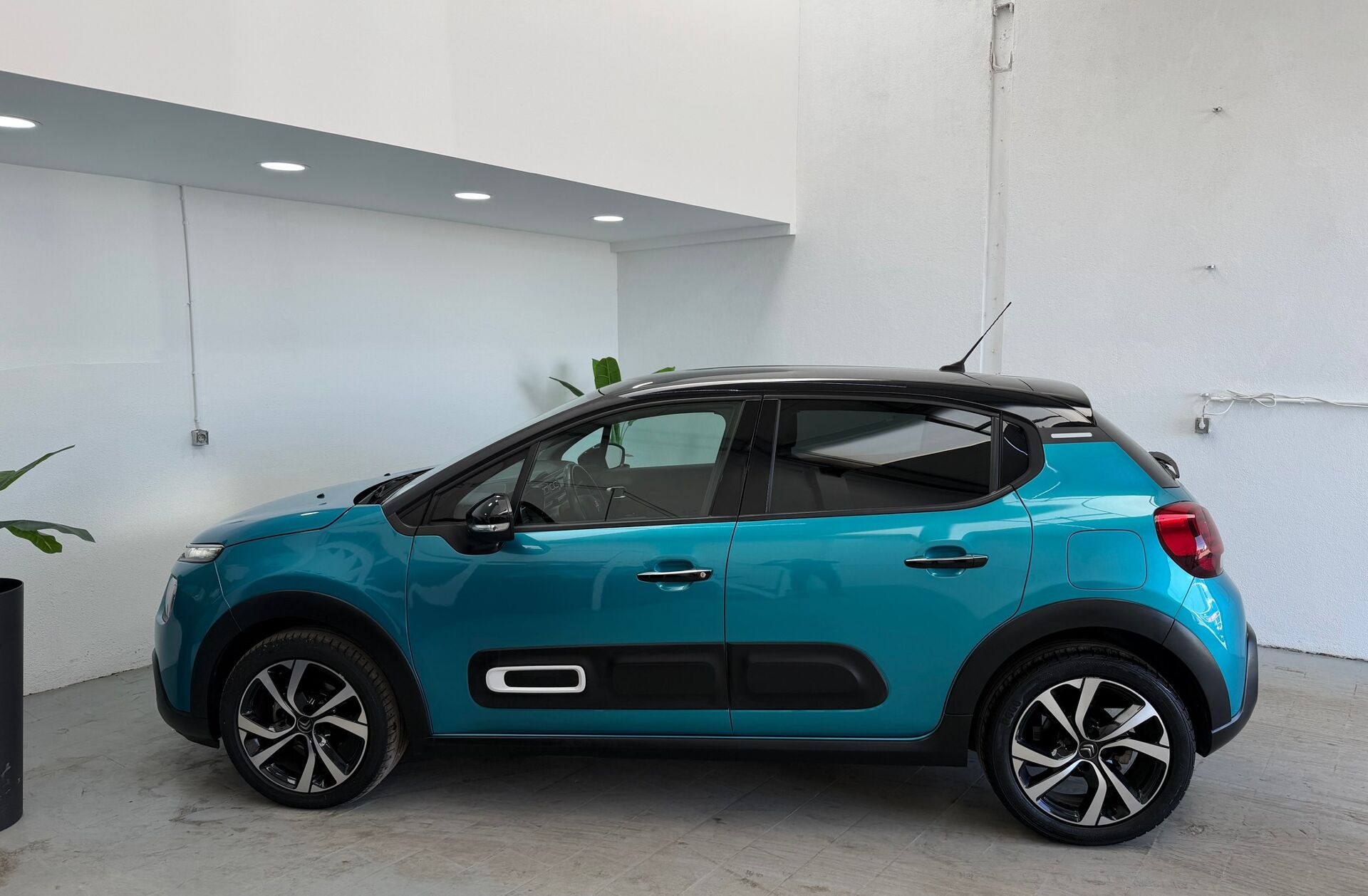 CITROEN C3 1.5 BlueHDi Shine Pack