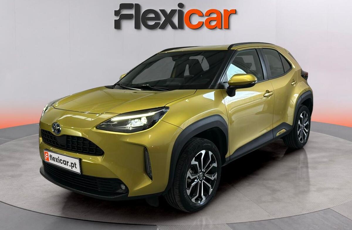 TOYOTA Yaris Cross 1.5 HDF Square Collection