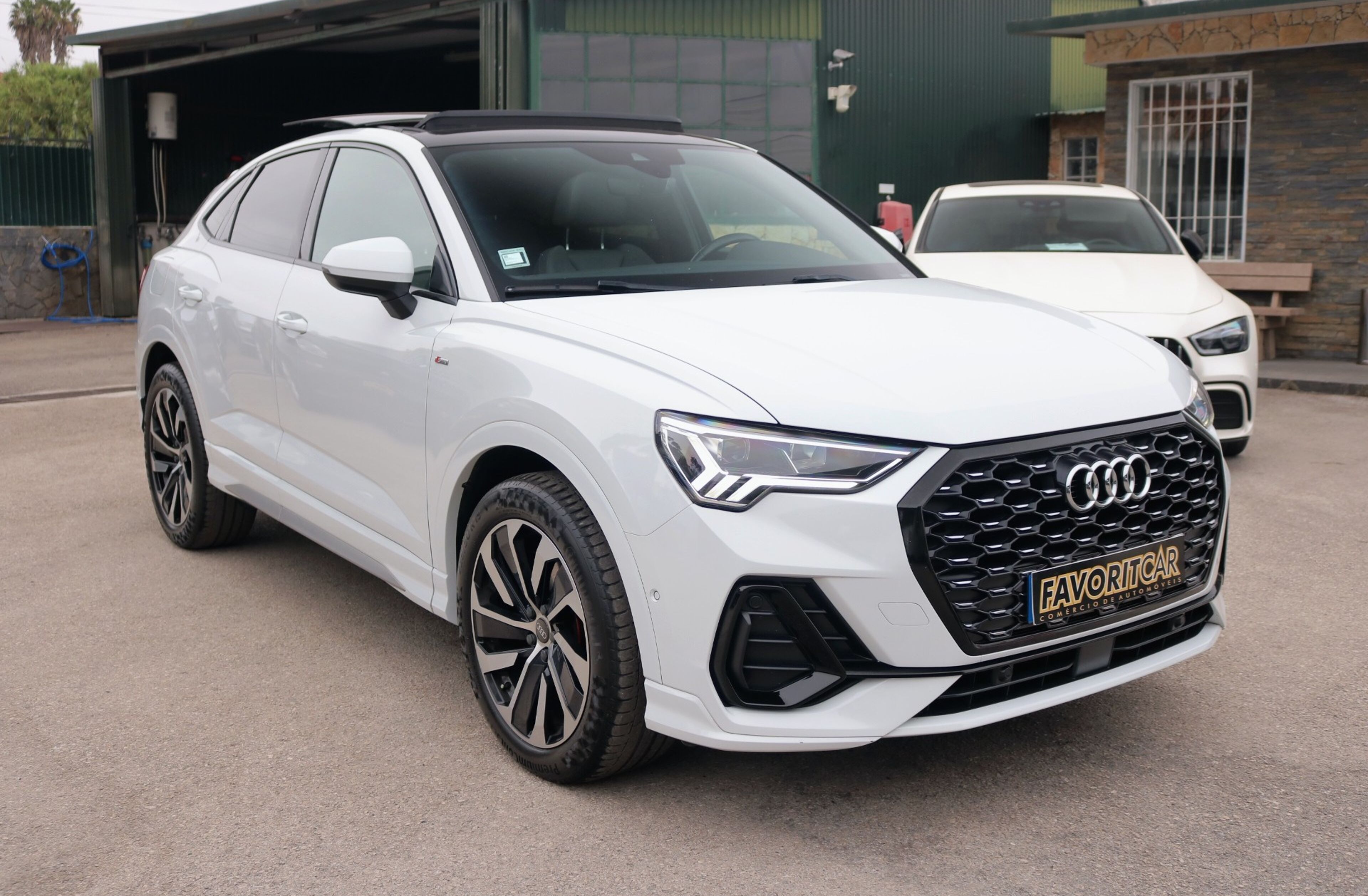 AUDI Q3 35 TDI S line S tronic