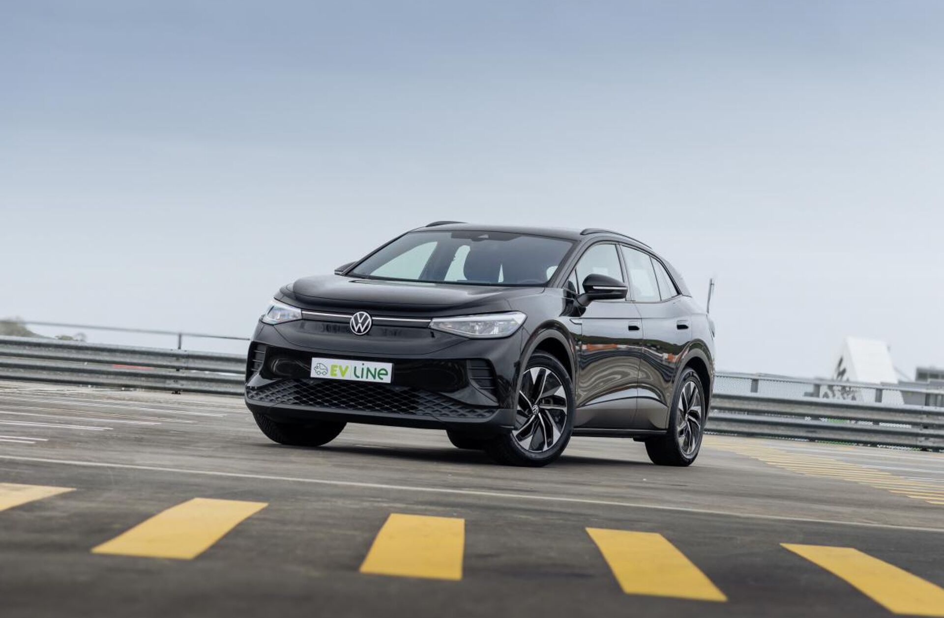 VOLKSWAGEN ID.4 77 kWh Pro