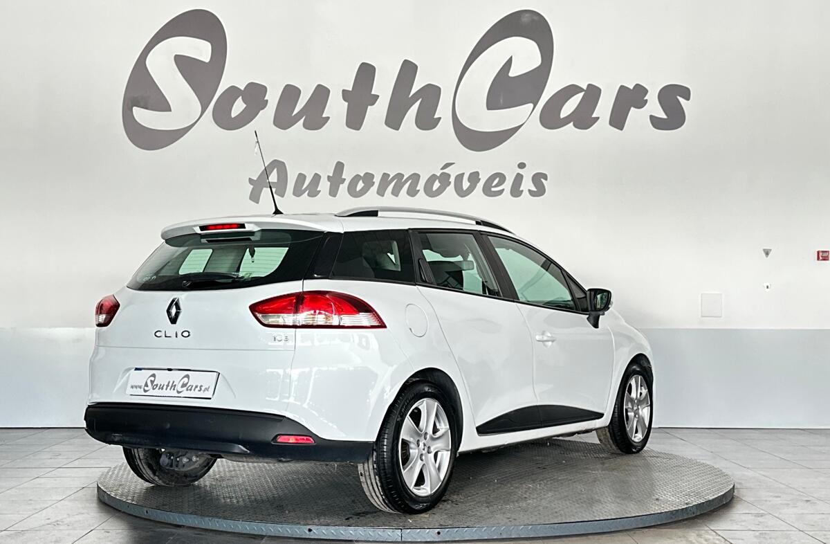 RENAULT Clio 0.9 TCE Confort