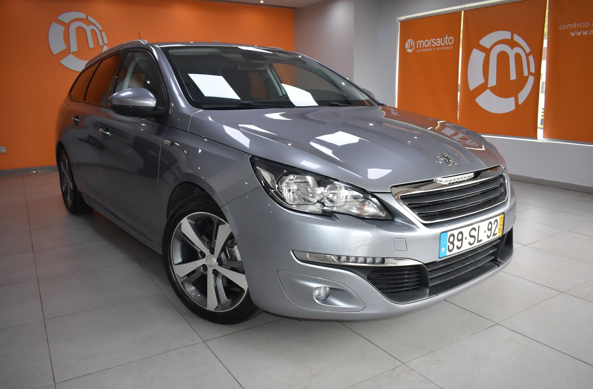 PEUGEOT 308 1.6 BlueHDi Style J17