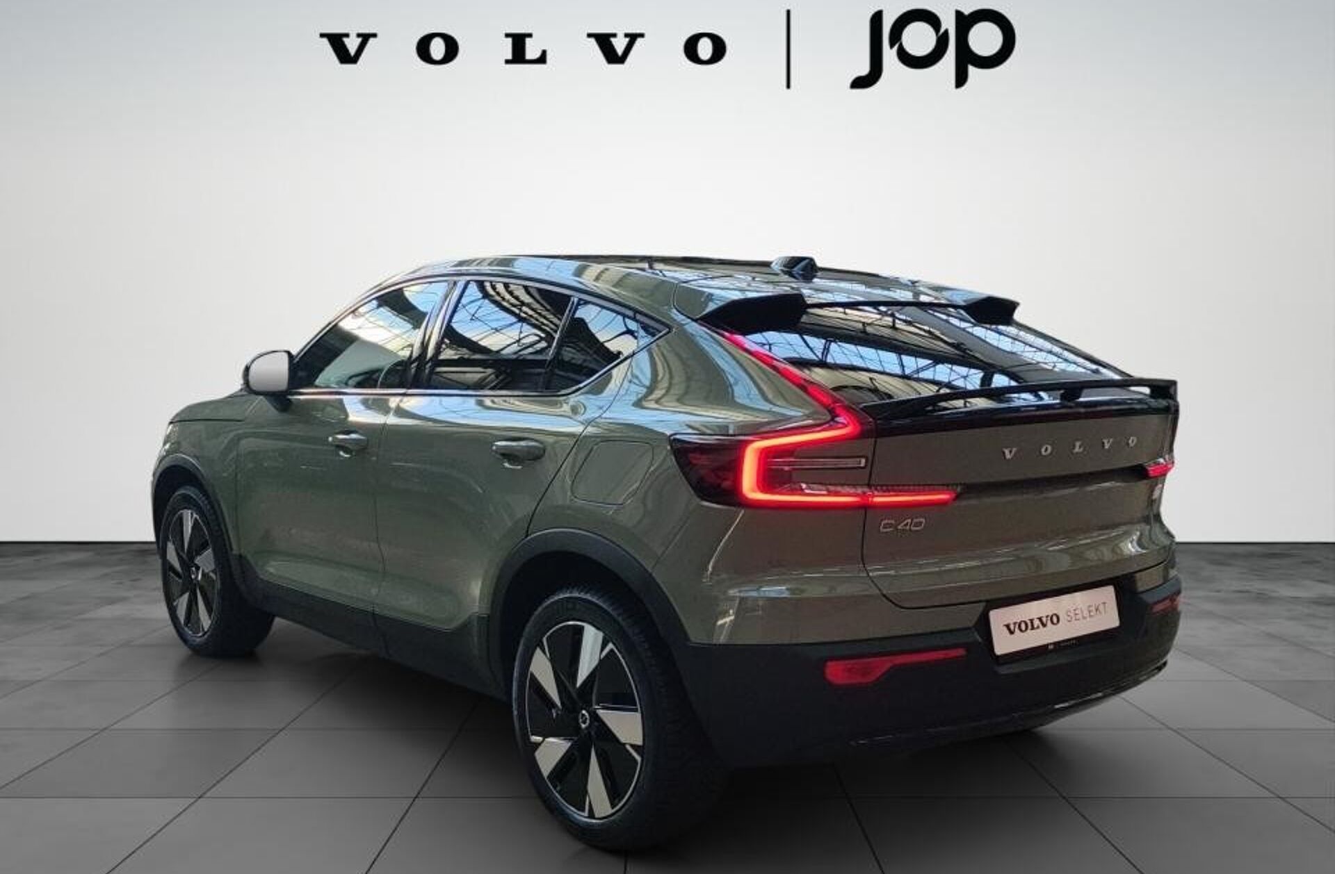 VOLVO C40 Recharge Extended Range Plus