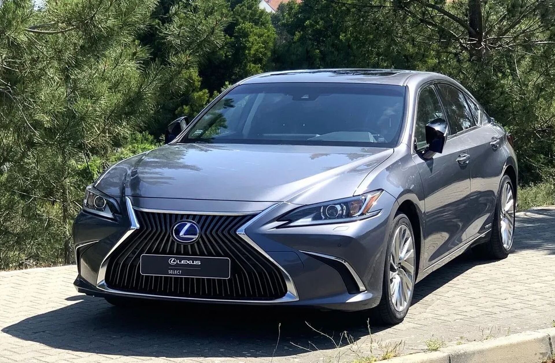 LEXUS ES Executive+