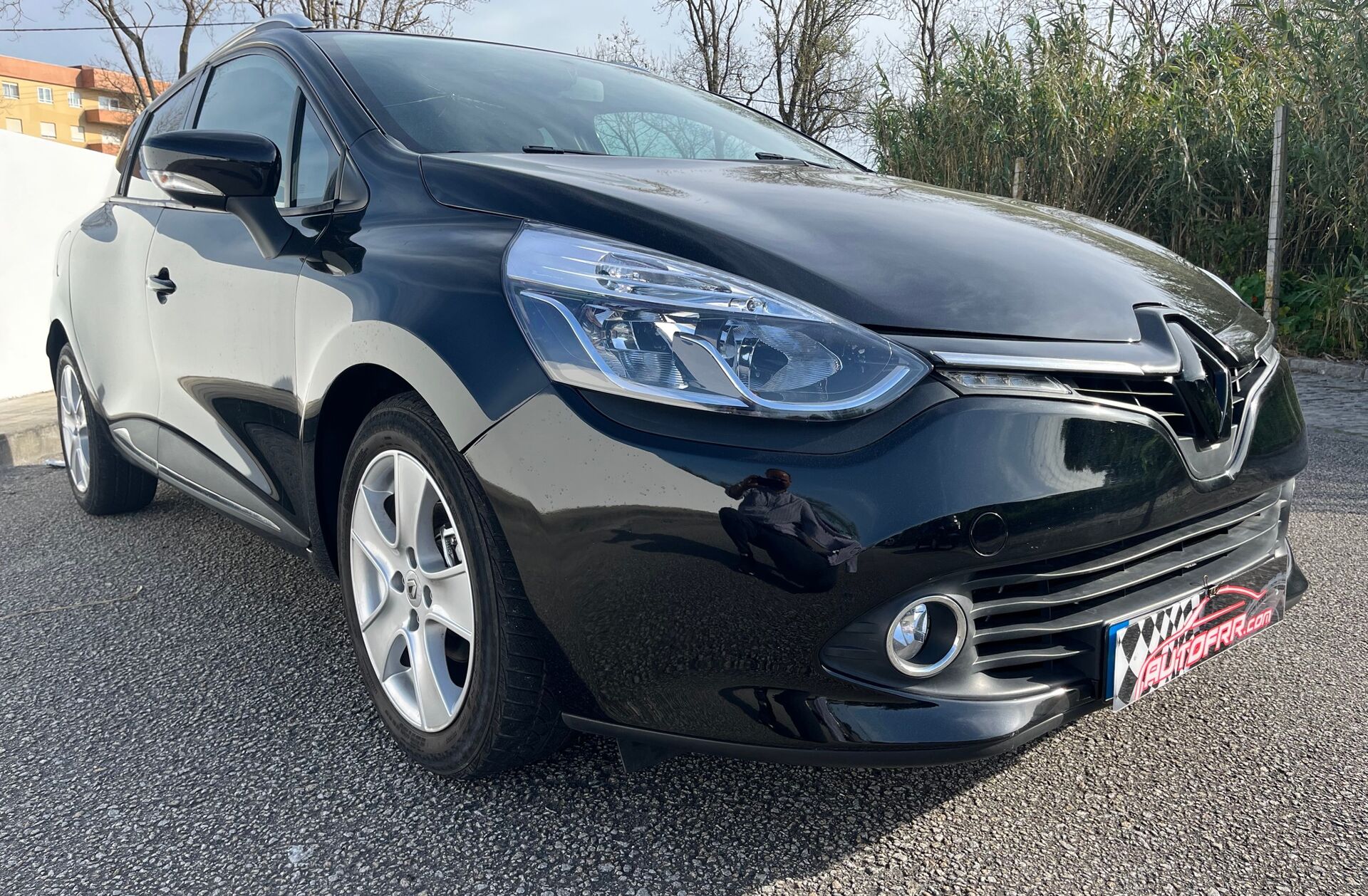 RENAULT Clio 1.5 dCi Dynamique S EDC