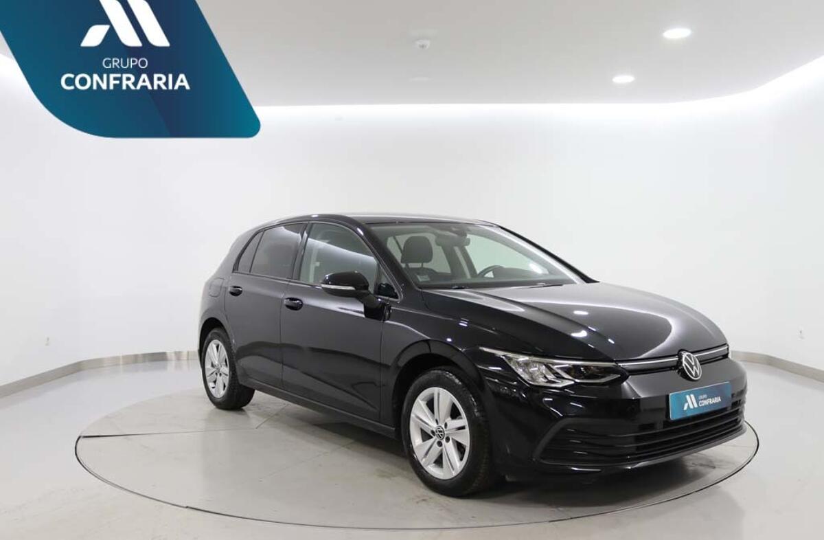 VOLKSWAGEN Golf 1.0 TSI Life