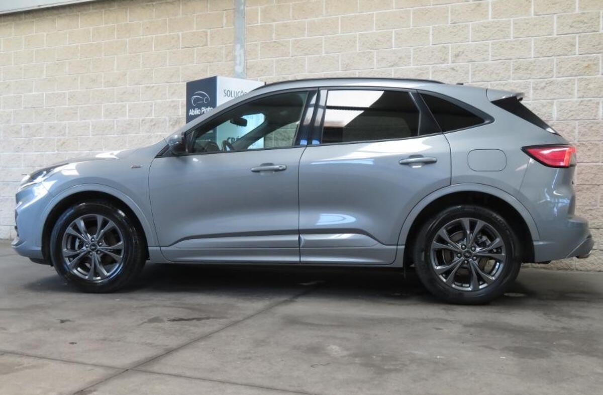 FORD Kuga 1.5 EcoBoost ST-Line