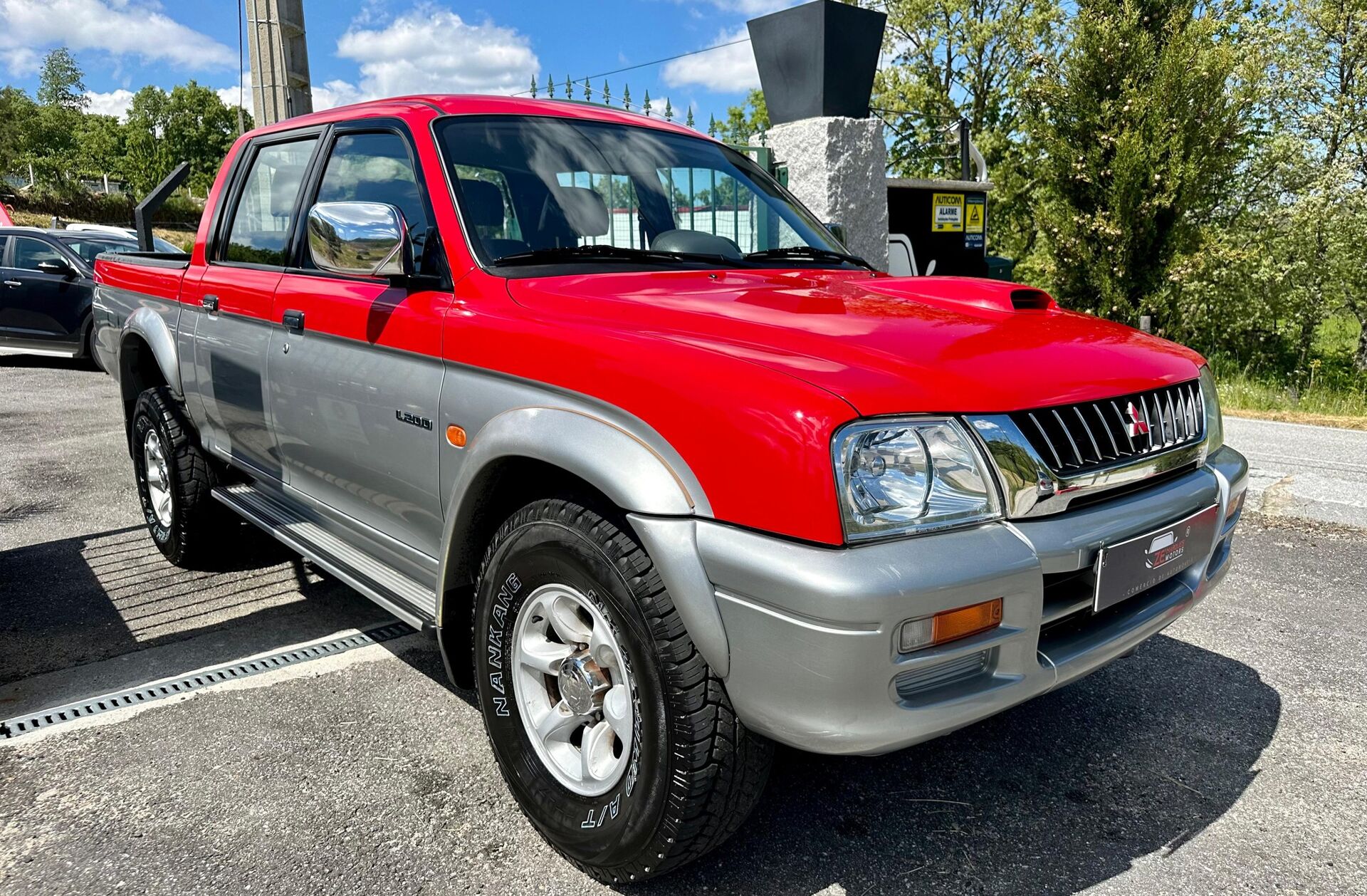 MITSUBISHI L 200 2.5 TD