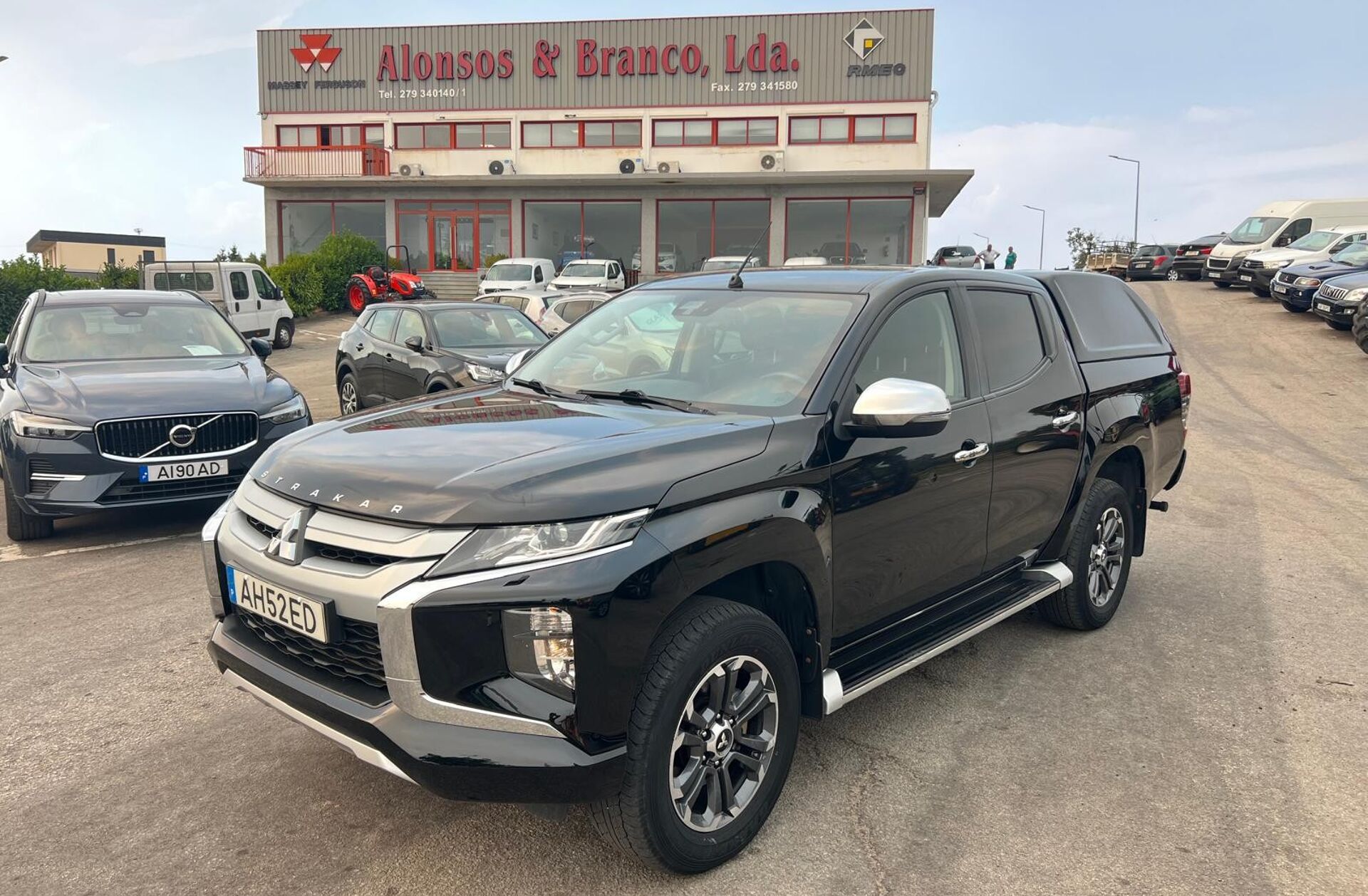 MITSUBISHI L 200 2.3 DI-D Strakar CD Intense AT 4WD