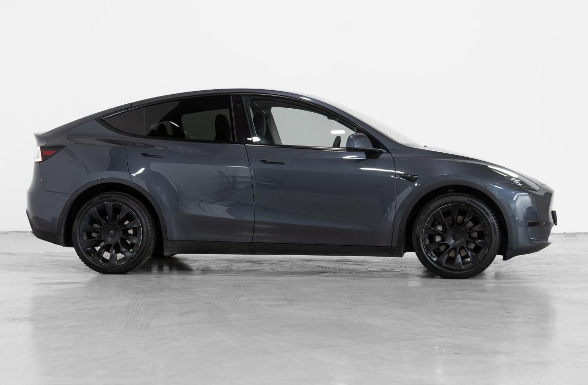 TESLA Model Y Long Range Tração Integral
