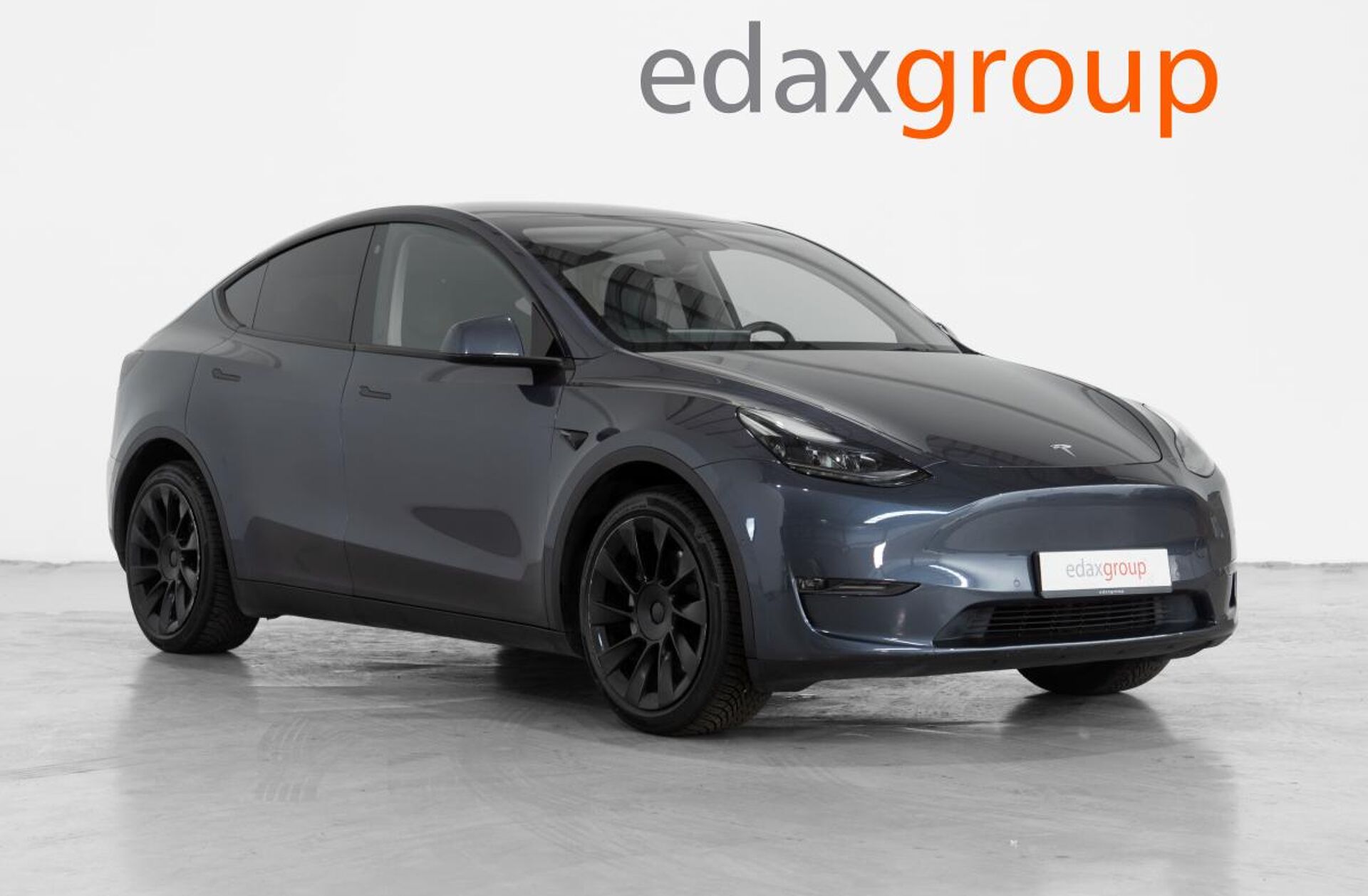 TESLA Model Y Long Range Tração Integral