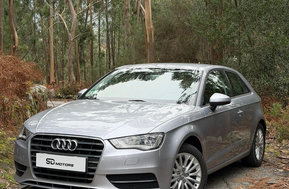 AUDI A3 1.6 TDi Advance S tronic