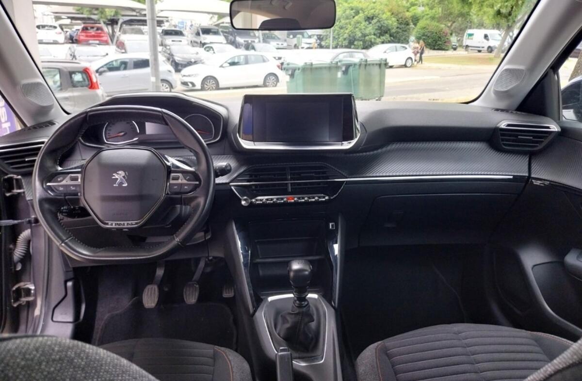 PEUGEOT 208 1.2 PureTech Active Pack