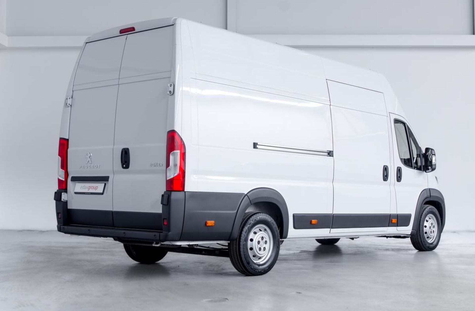 PEUGEOT Boxer 2.2 BlueHDi 435 L4H3 Premium