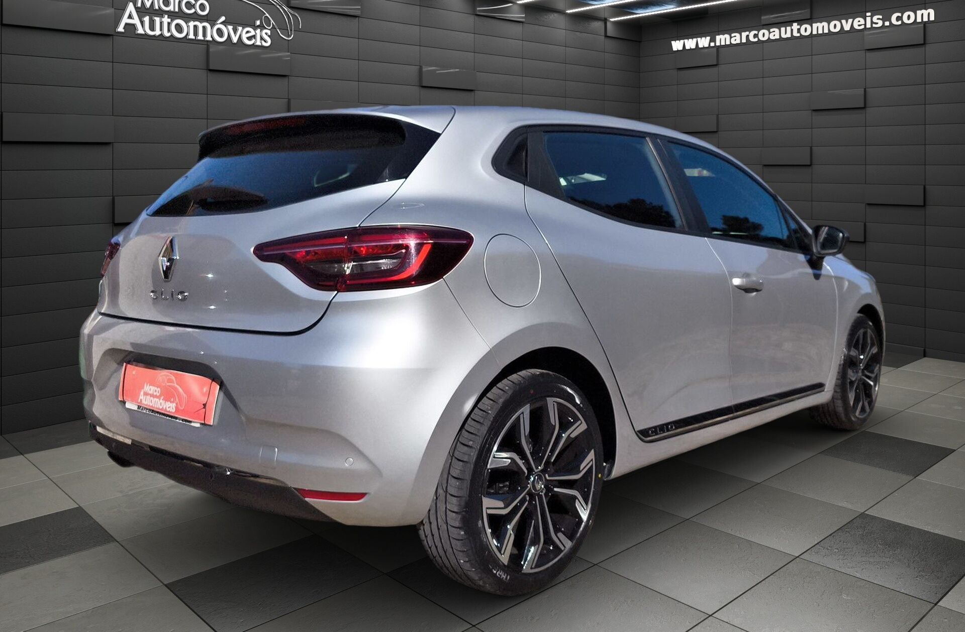 RENAULT Clio 1.0 TCe Intens