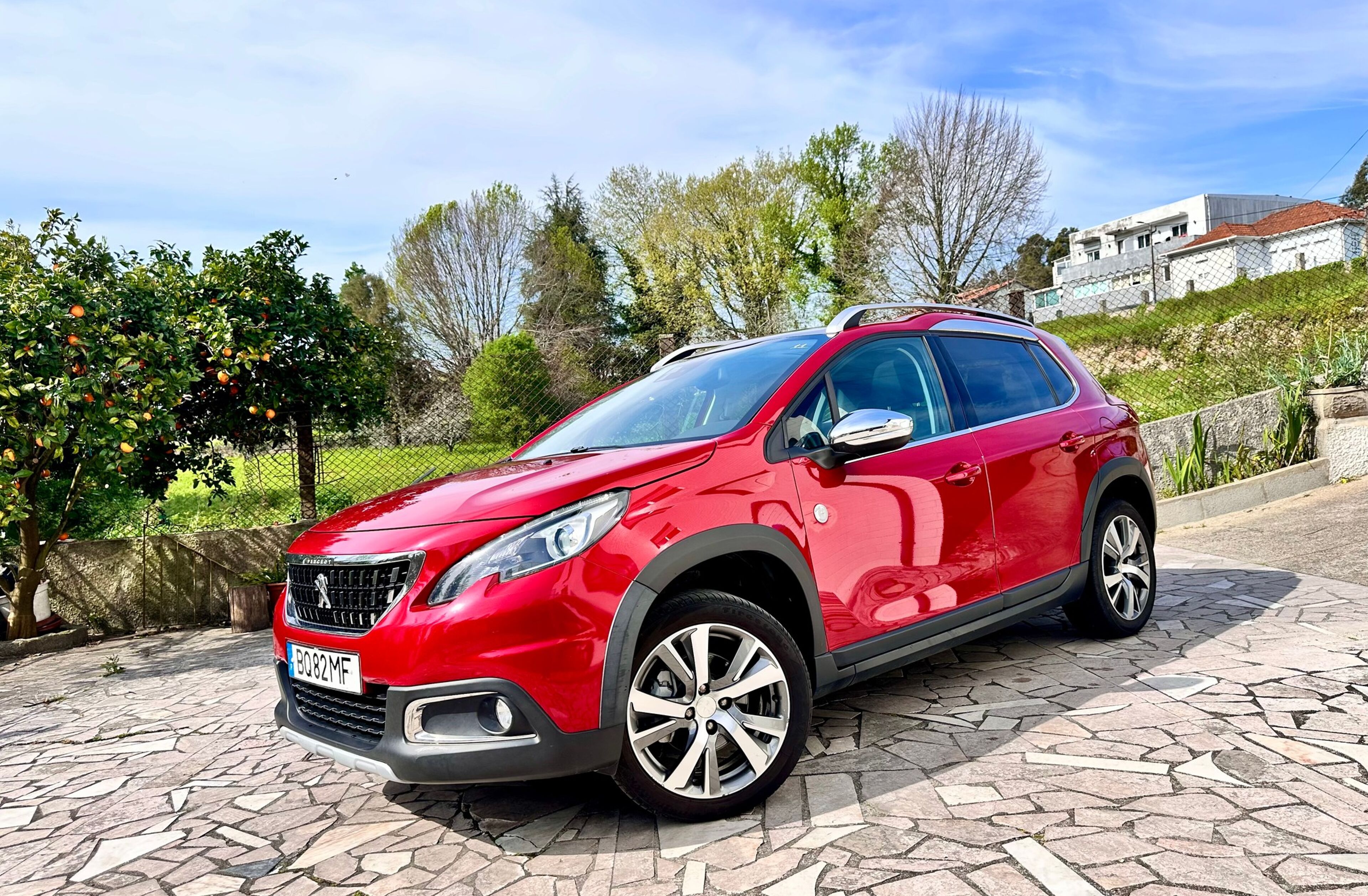 PEUGEOT 2008 1.2 PureTech Crossway