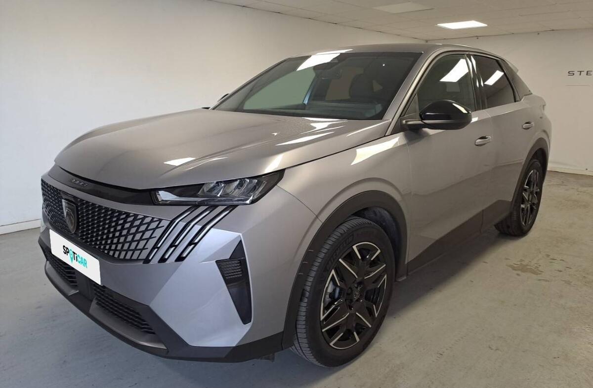 PEUGEOT 3008 1.2 Hybrid Allure e-DCS6