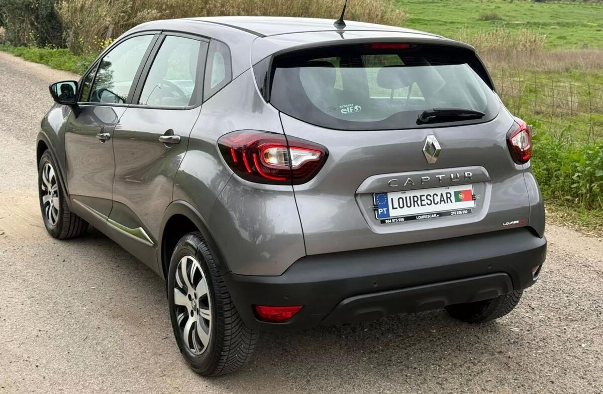 RENAULT Captur 1.5 dCi Exclusive EDC