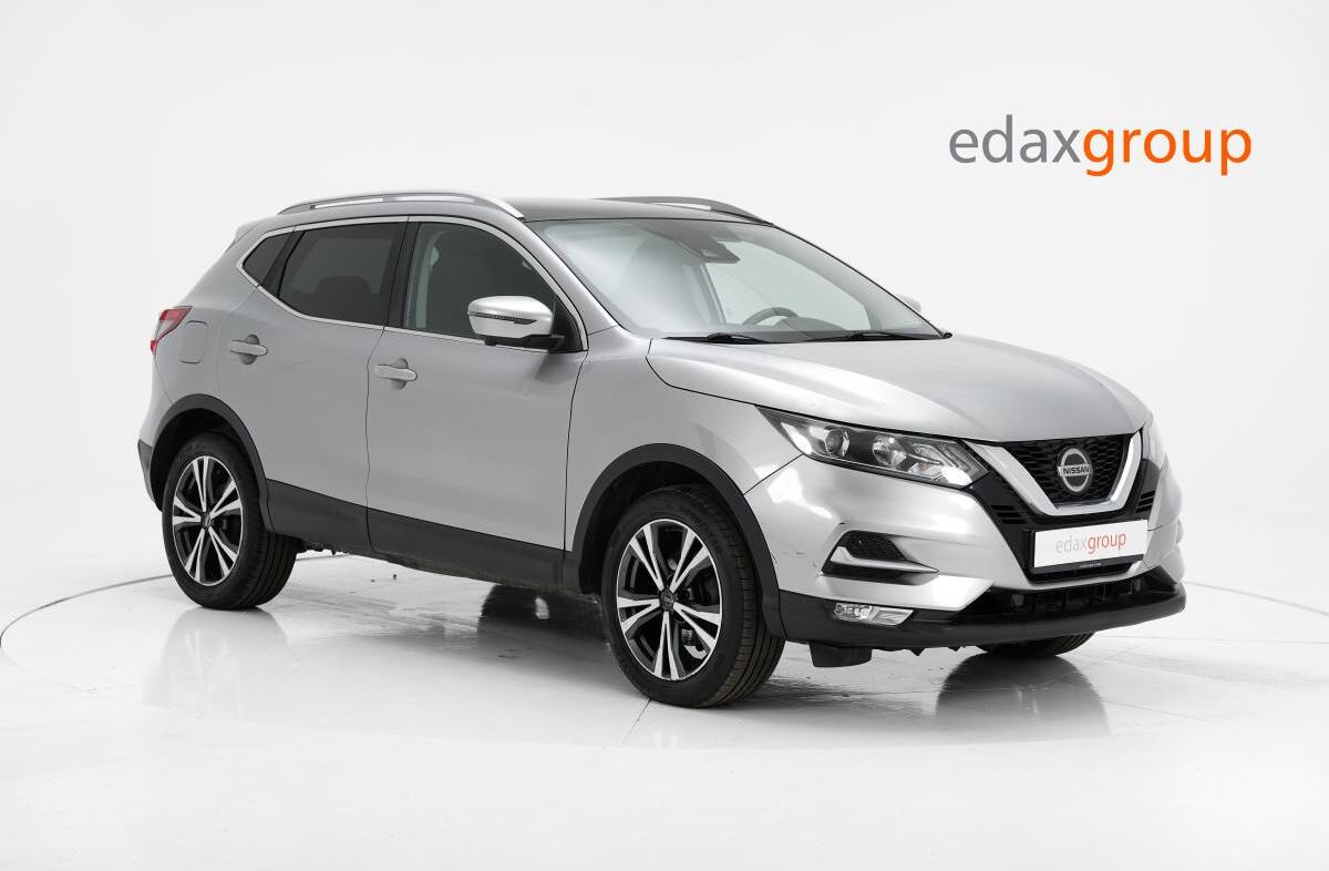 NISSAN Qashqai 1.5 dCi N-Connecta