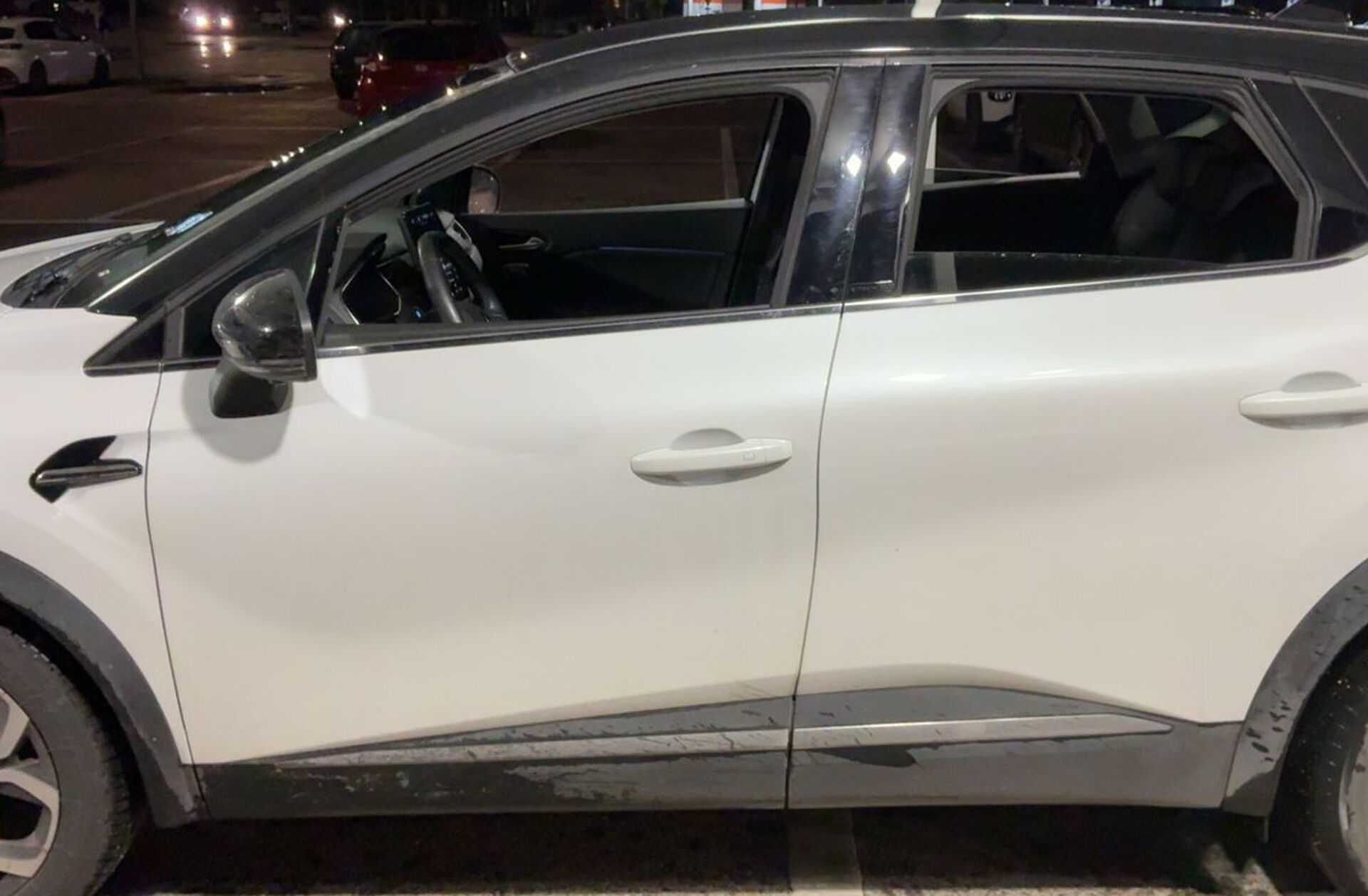 RENAULT Captur 1.6 E-Tech Plug-In Exclusive